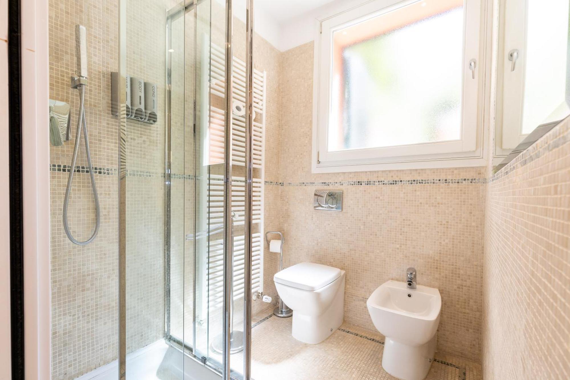 Isaia Garden -Private Garden Spa Bath Bolognarooms Bolonya Dış mekan fotoğraf